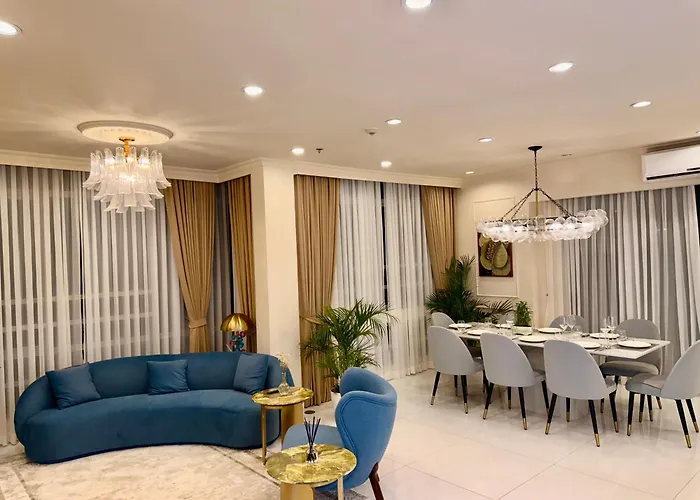 Elegant 4br Penthouse In Bgc * Manila
