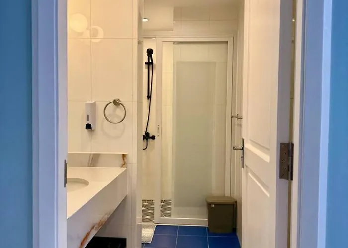 Elegant 4br Penthouse In Bgc * Manila
