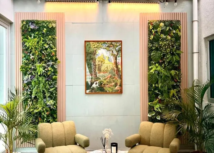Apartment Elegant 4br Penthouse In Bgc Manila