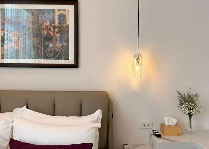 Elegant 4br Penthouse In Bgc